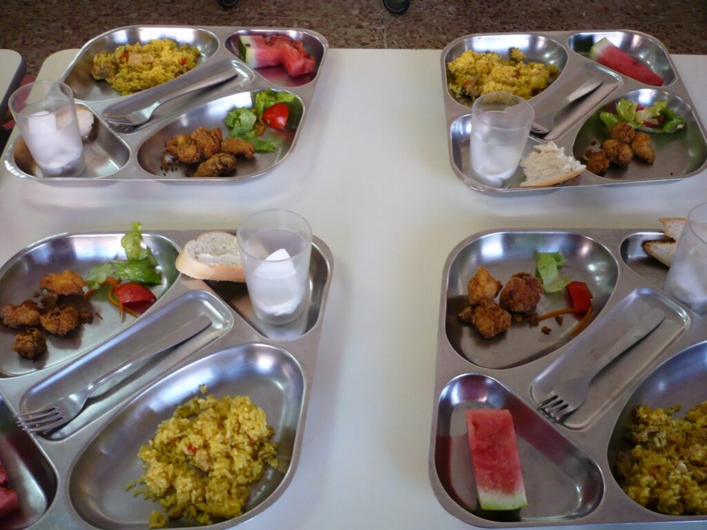 Comedores escolares y crisis alimentaria global - El Diario de la Educación