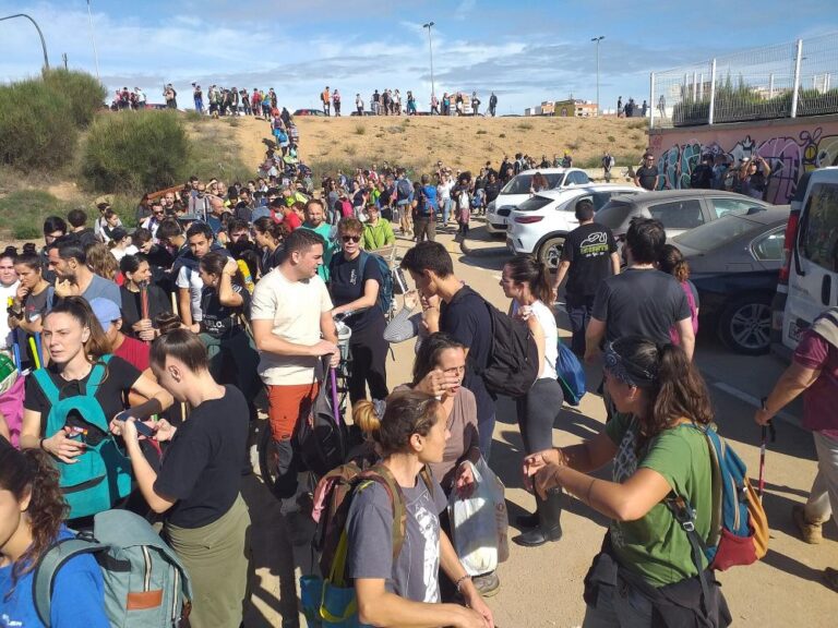 ActualidadUn año después de la DANA en las escuelas: aulas prefabricadas, impacto emocional y sensación de abandono